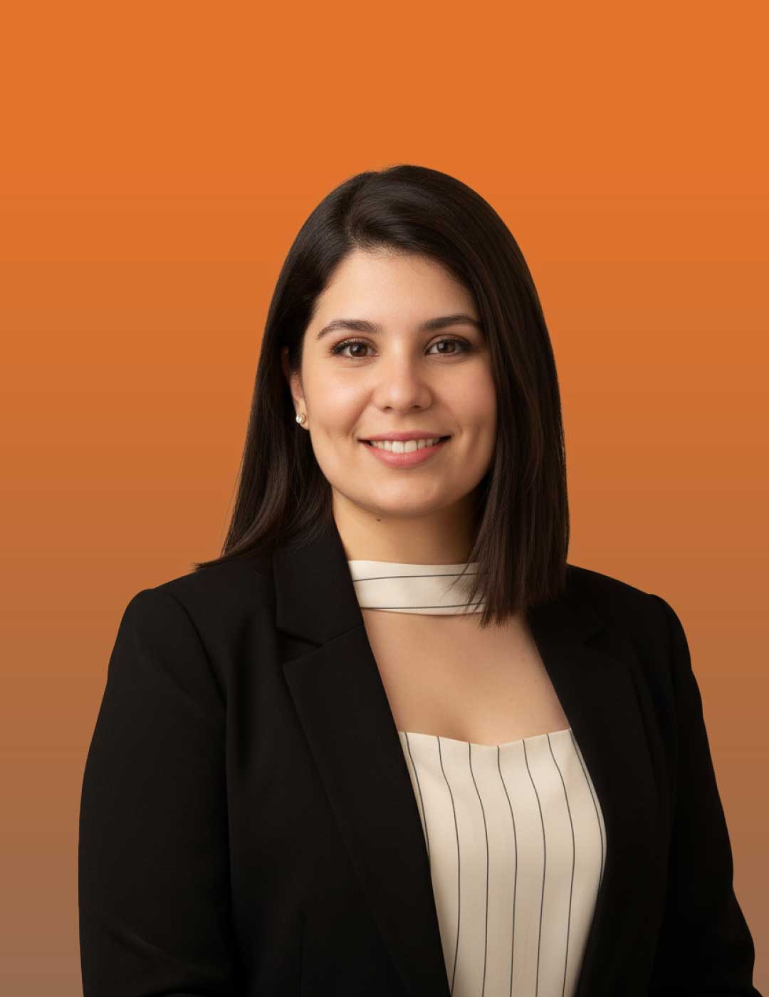 Maria Belén abogada posando a cámara