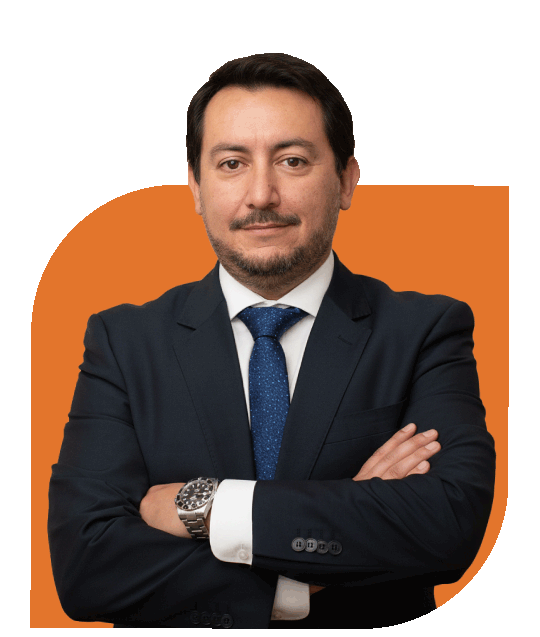 Vicente Andrade abogado socio